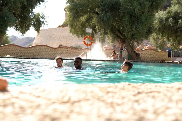 Piscina termal Los Torreones — la más grande de Andalucía, Granada